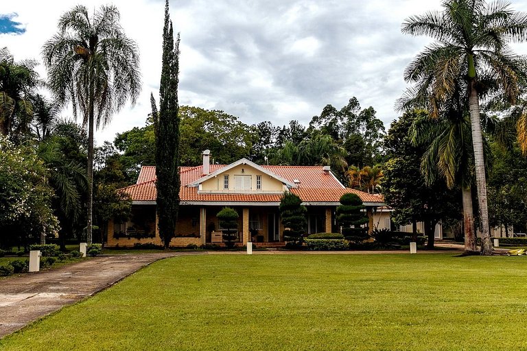 Fazenda, Paz, Descanso e Piscinas (com WiFi)