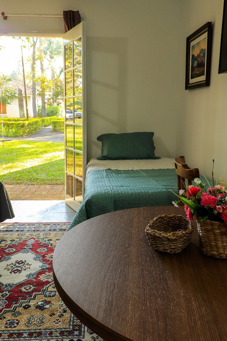 Fazenda Com Piscinas e Natureza Exuberante!