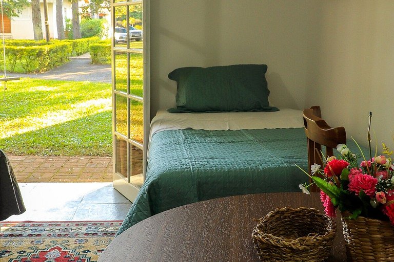 Fazenda Com Piscinas e Natureza Exuberante!
