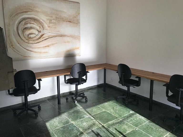 Casa em Fazenda Com Piscinas e Natureza