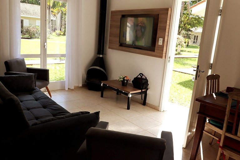 Casa em Fazenda com piscinas, natureza e Wi-Fi