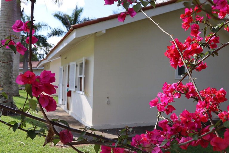 Casa em Fazenda com piscinas, natureza e Wi-Fi